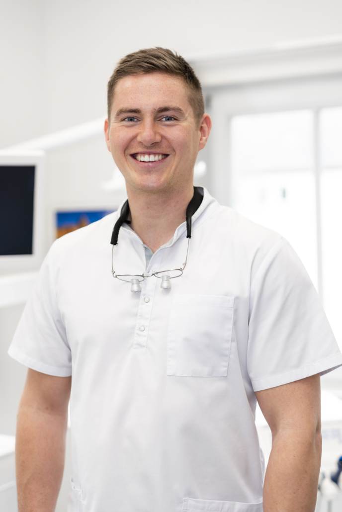 überörtliche Gemeinschaftspraxis Dr Hans Zink Und Dr Thomas Zink unser Team - Zahnarzt Dr. Zink in Ansbach